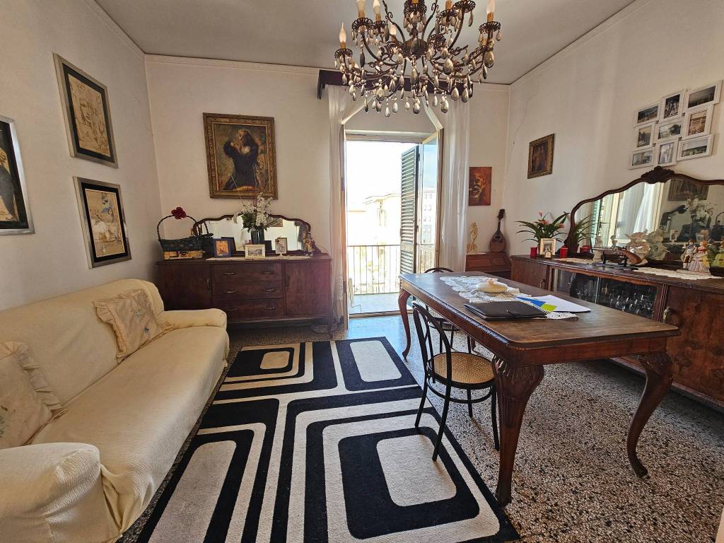 Appartamento a Salerno in Via Antonio Parisi, 1 - Foto 2
