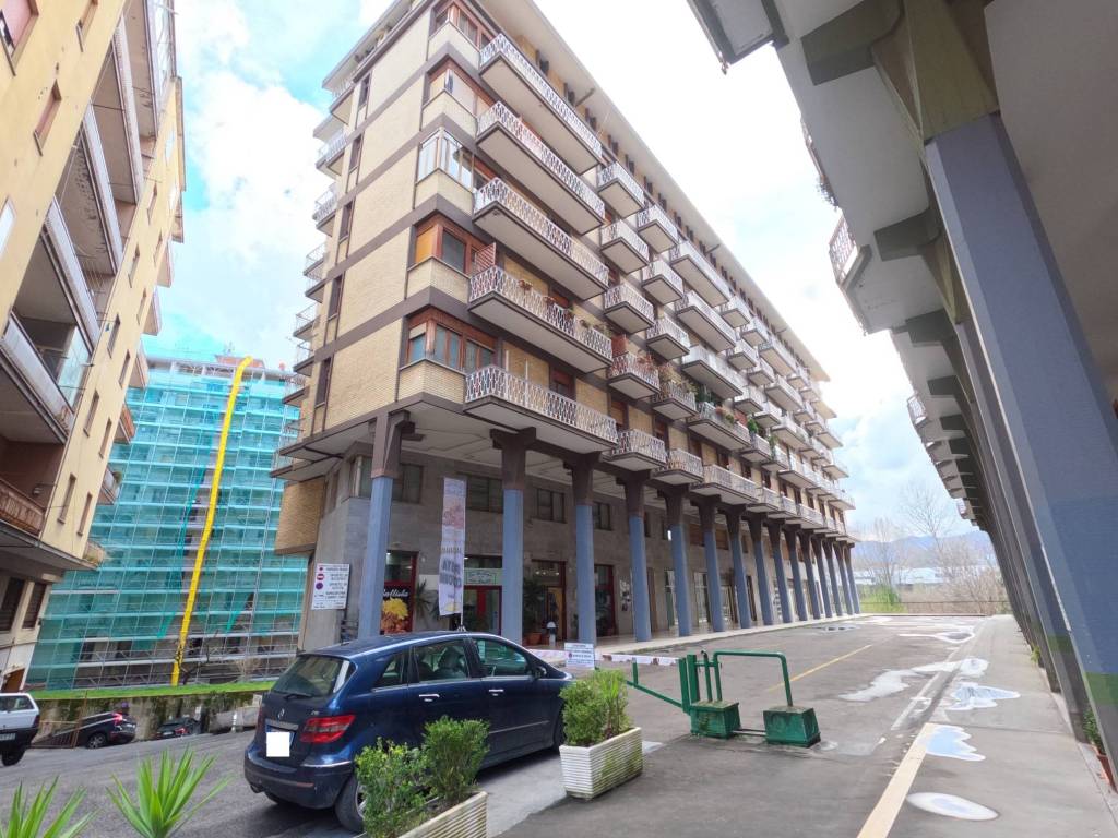 Appartamento a Avellino in Via Tagliamento - Foto 4