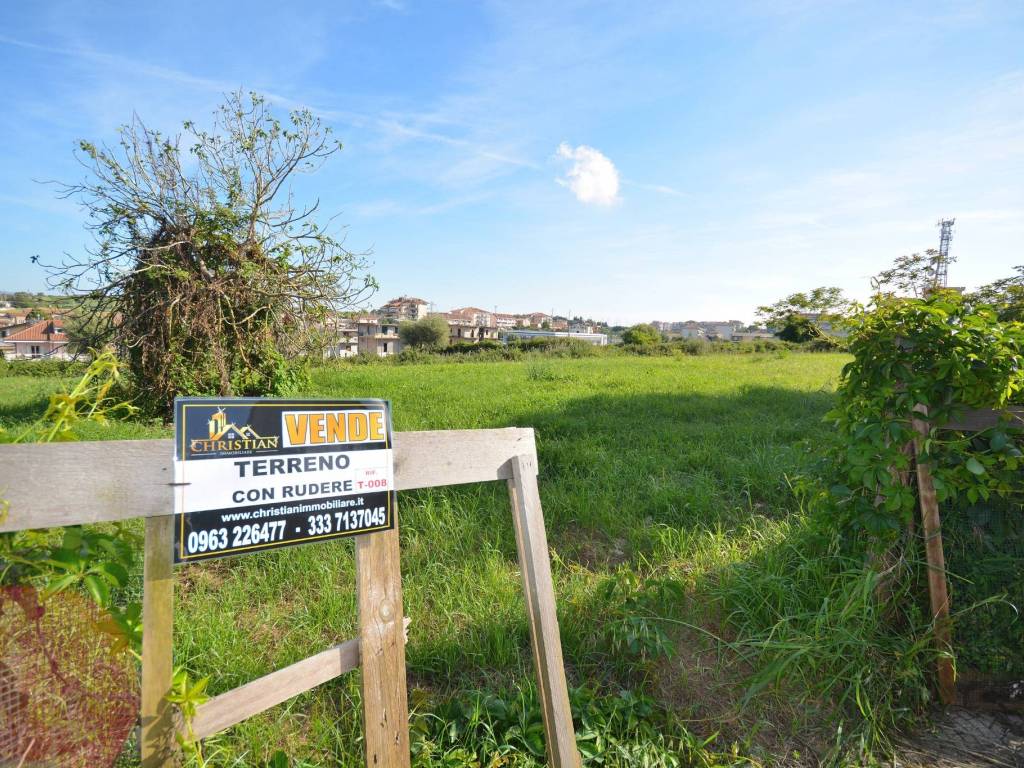 Terreno a Vibo valentia in Via Lacquari - Foto 2